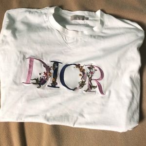 Dior T-shirt (unisex sizing)